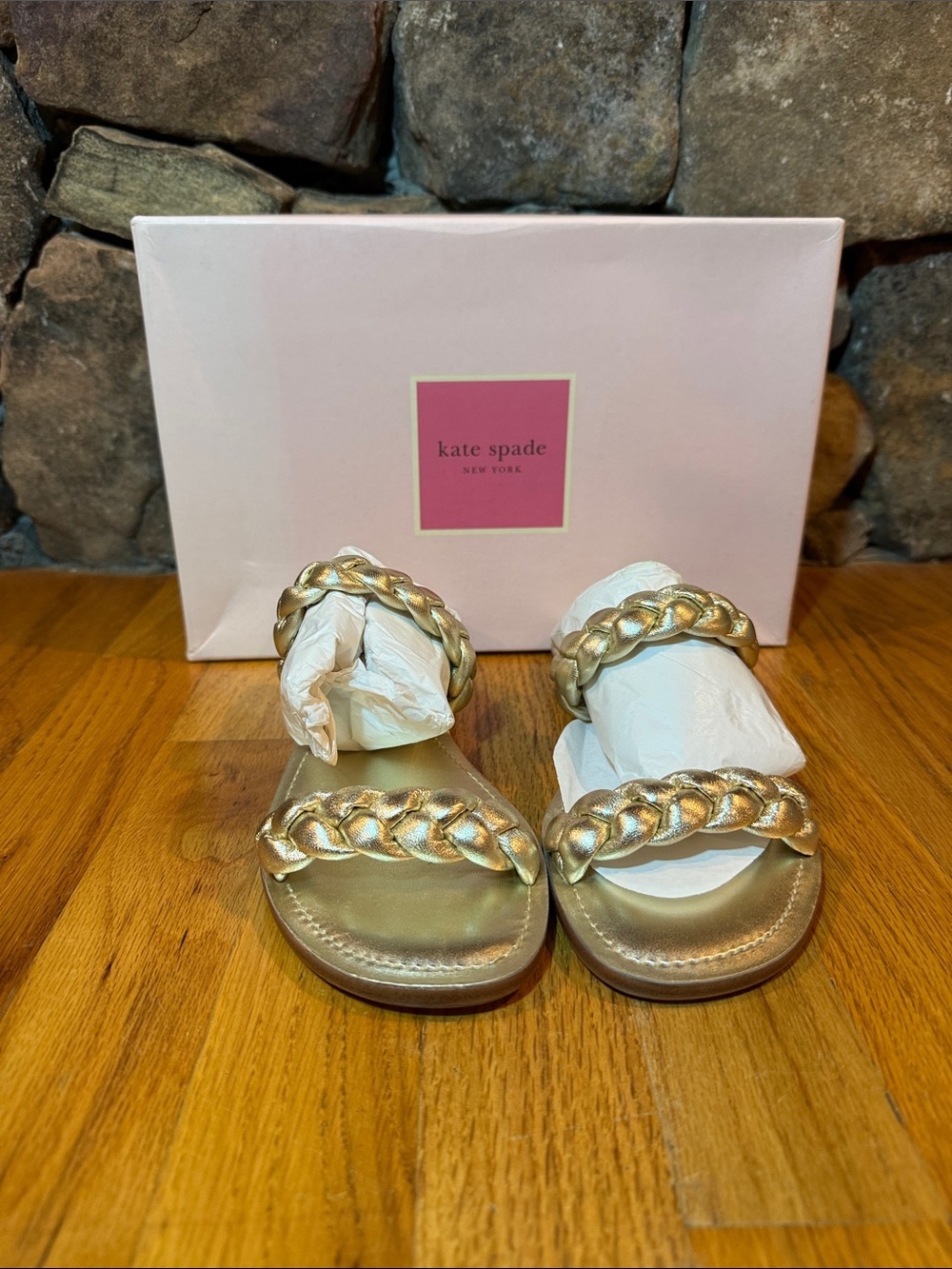 Kate Spade Metallic Leather Size 6 New